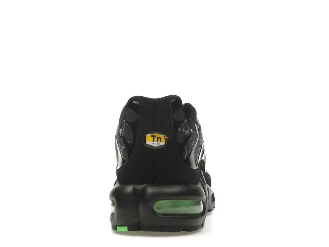 Фото № 4 с приближением к товару «‎Nike Air Max Plus»