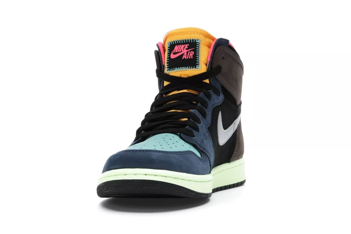 Фото № 3 с приближением к товару «‎Jordan 1 Retro High Tokyo Bio Hack»
