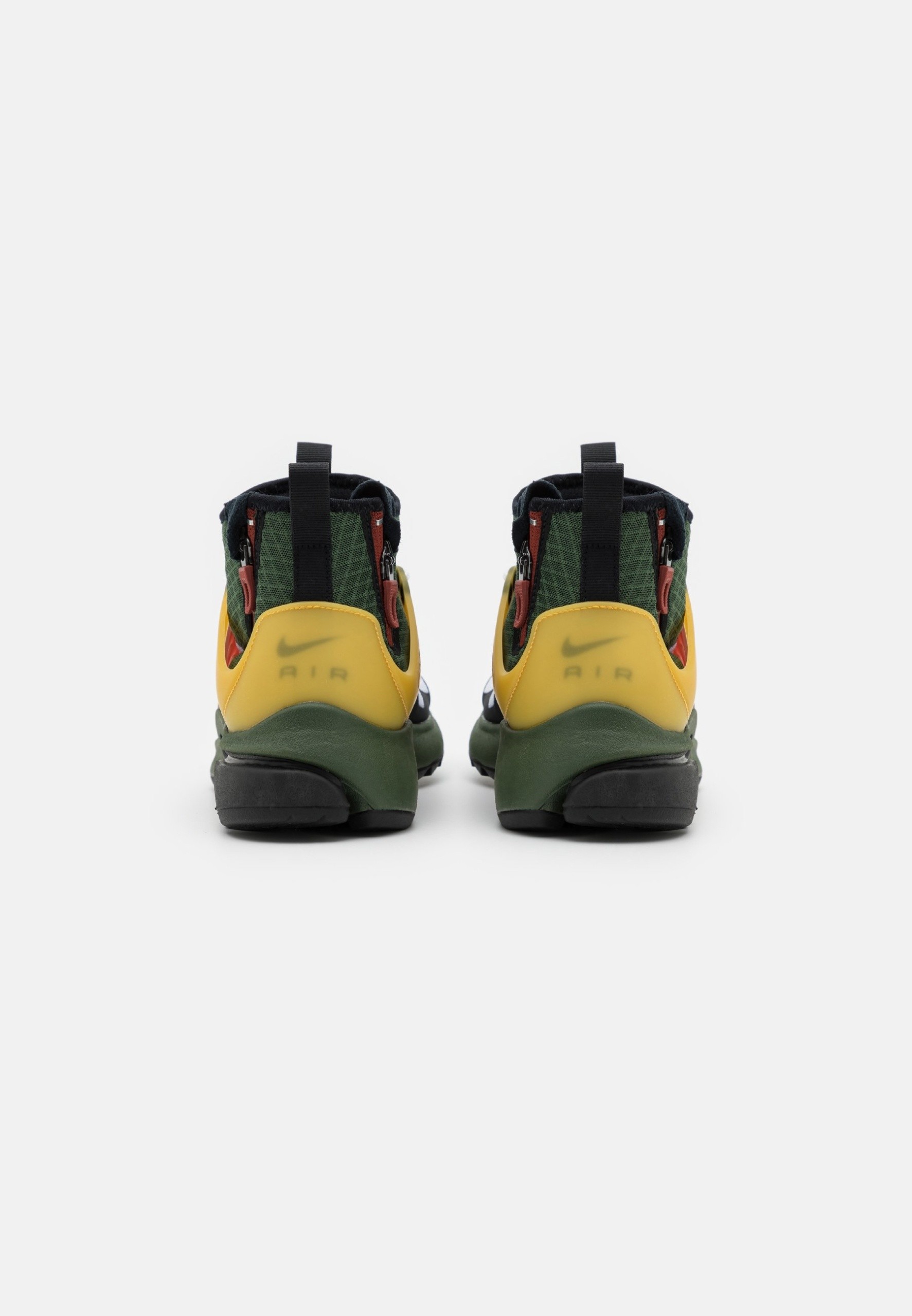 Фото № 5 с приближением к товару «‎Nike Air Presto Utility »