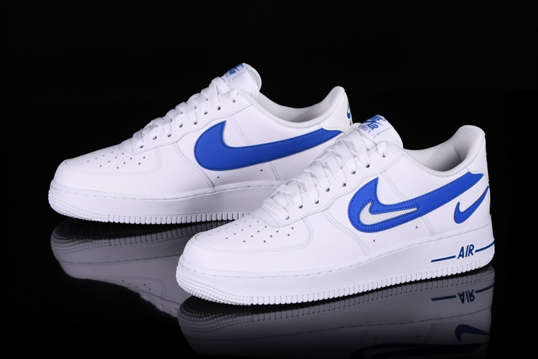 Фото № 3 с приближением к товару «‎Nike Air Force 1 ’07 FM Cut Out Swoosh »