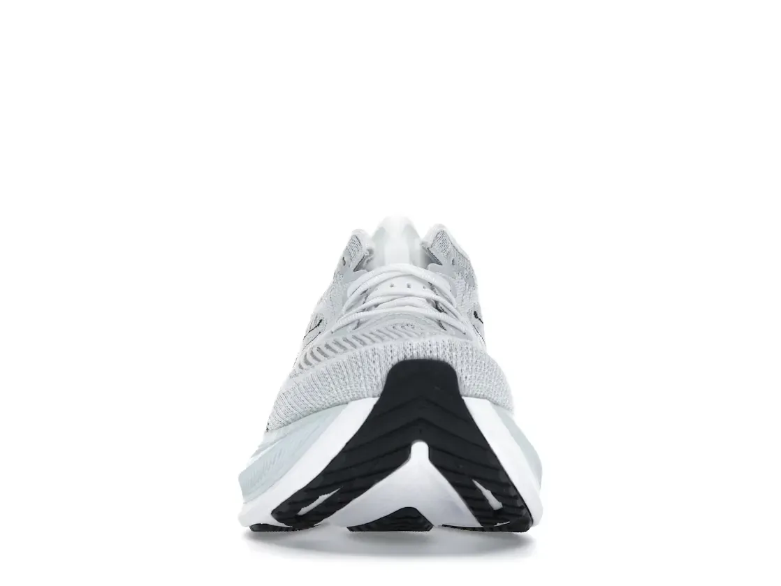 Фото № 2 с приближением к товару «‎ASICS Superblast 2»