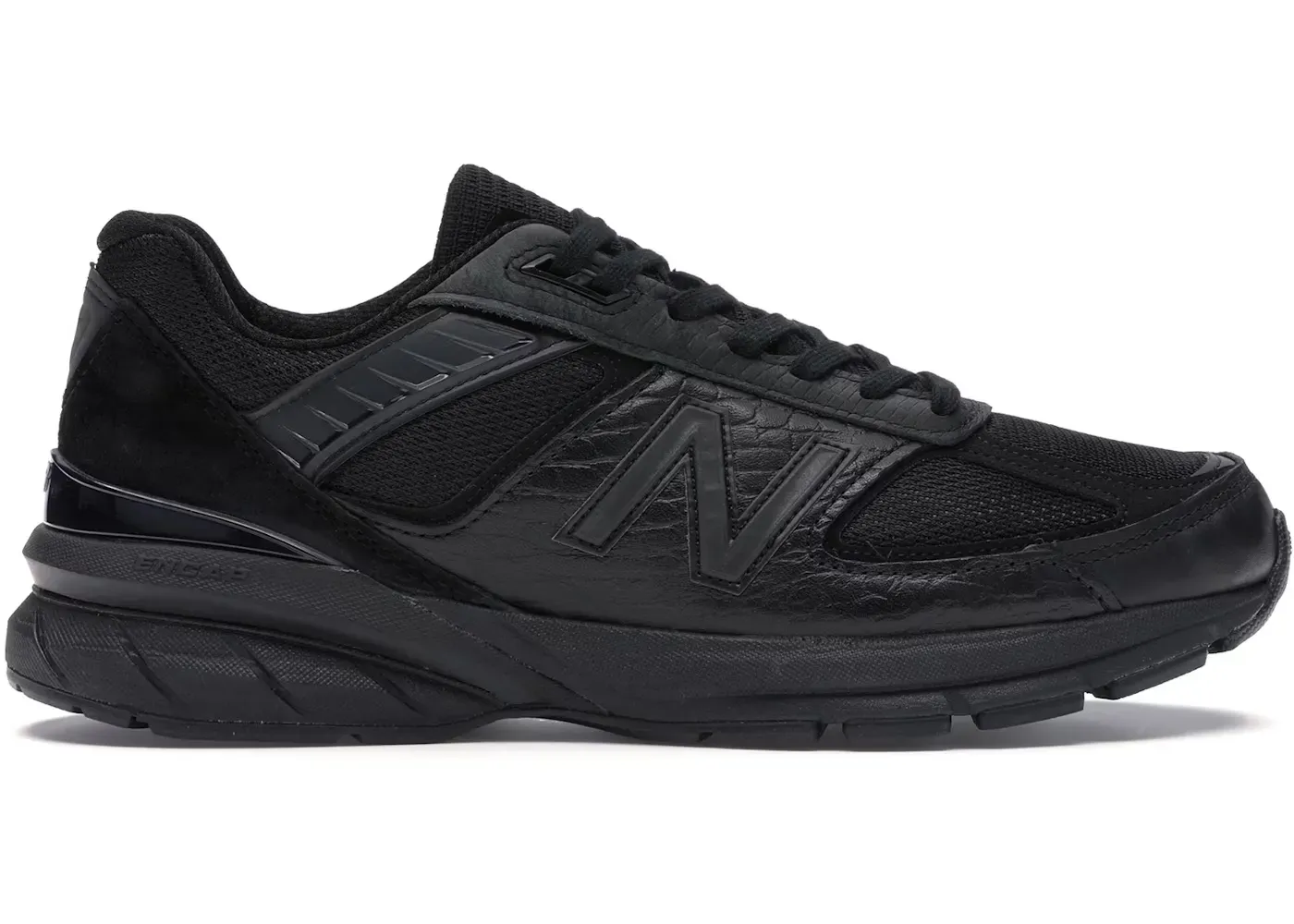 New Balance 990v5
