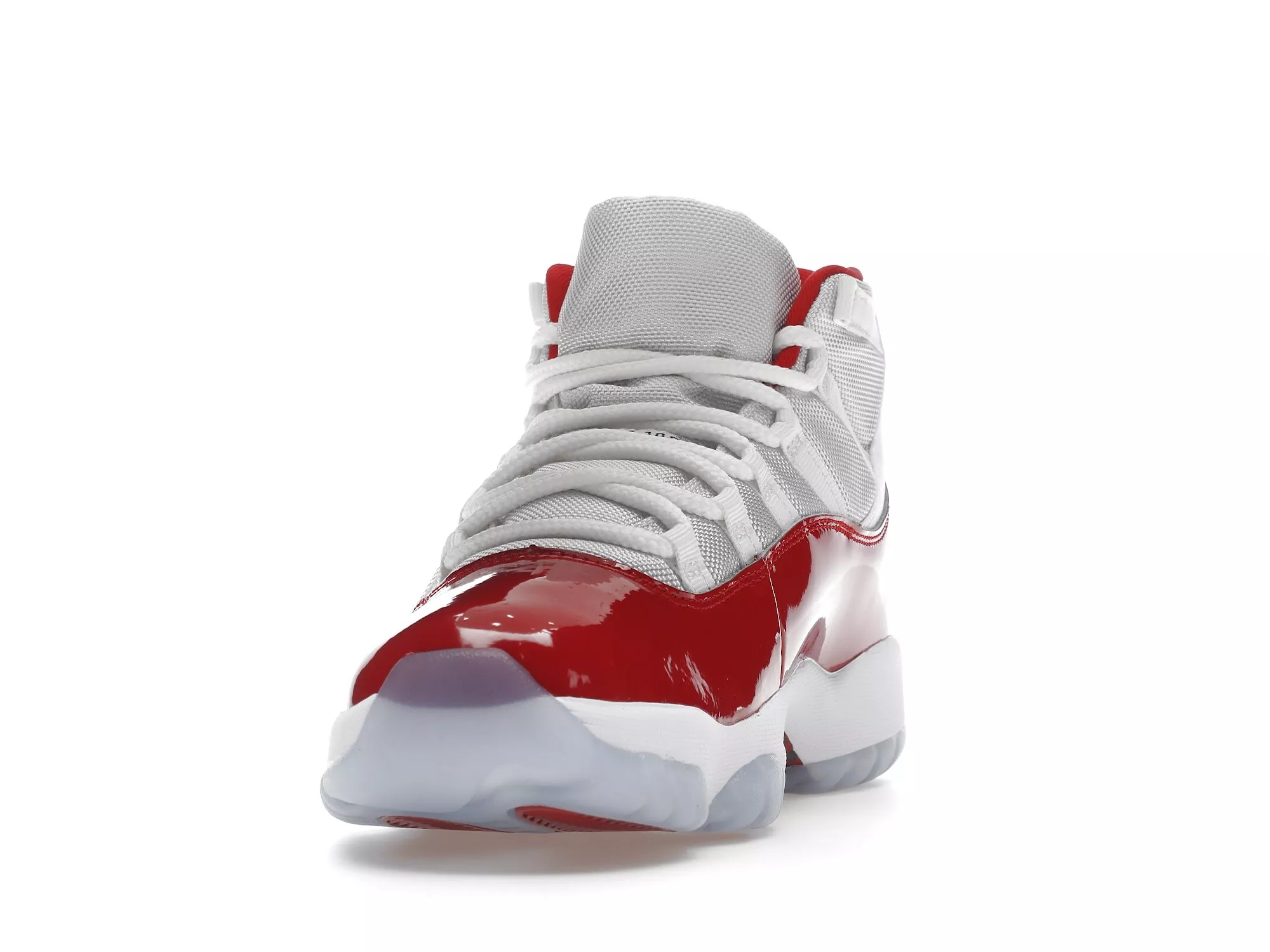 Фото № 1 с приближением к товару «‎Jordan 11 Retro Cherry (2022)»