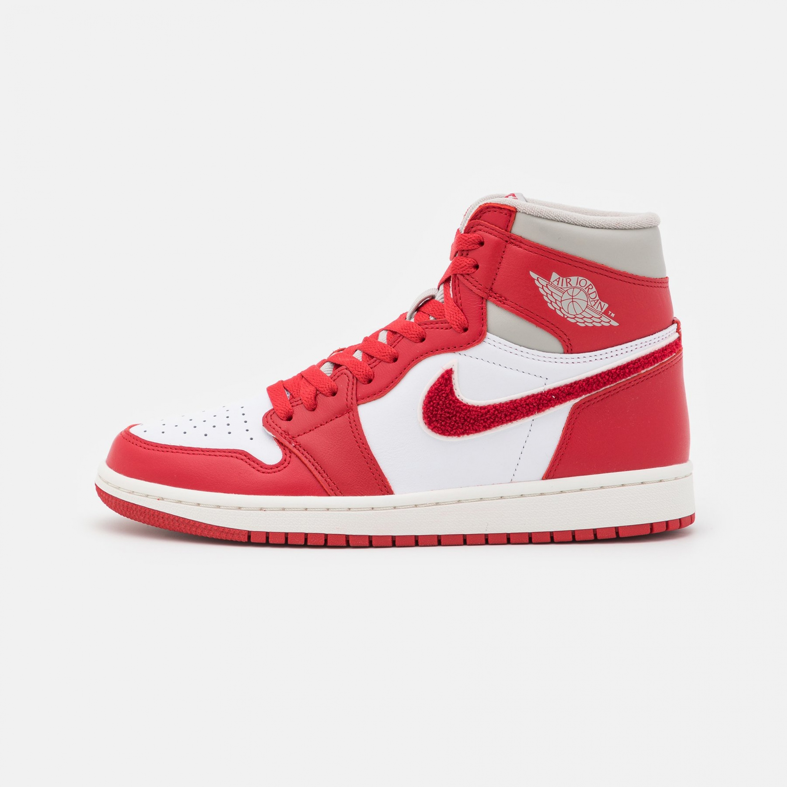 Фото № 1 с приближением к товару «‎Jordan Air 1 Retro OG »