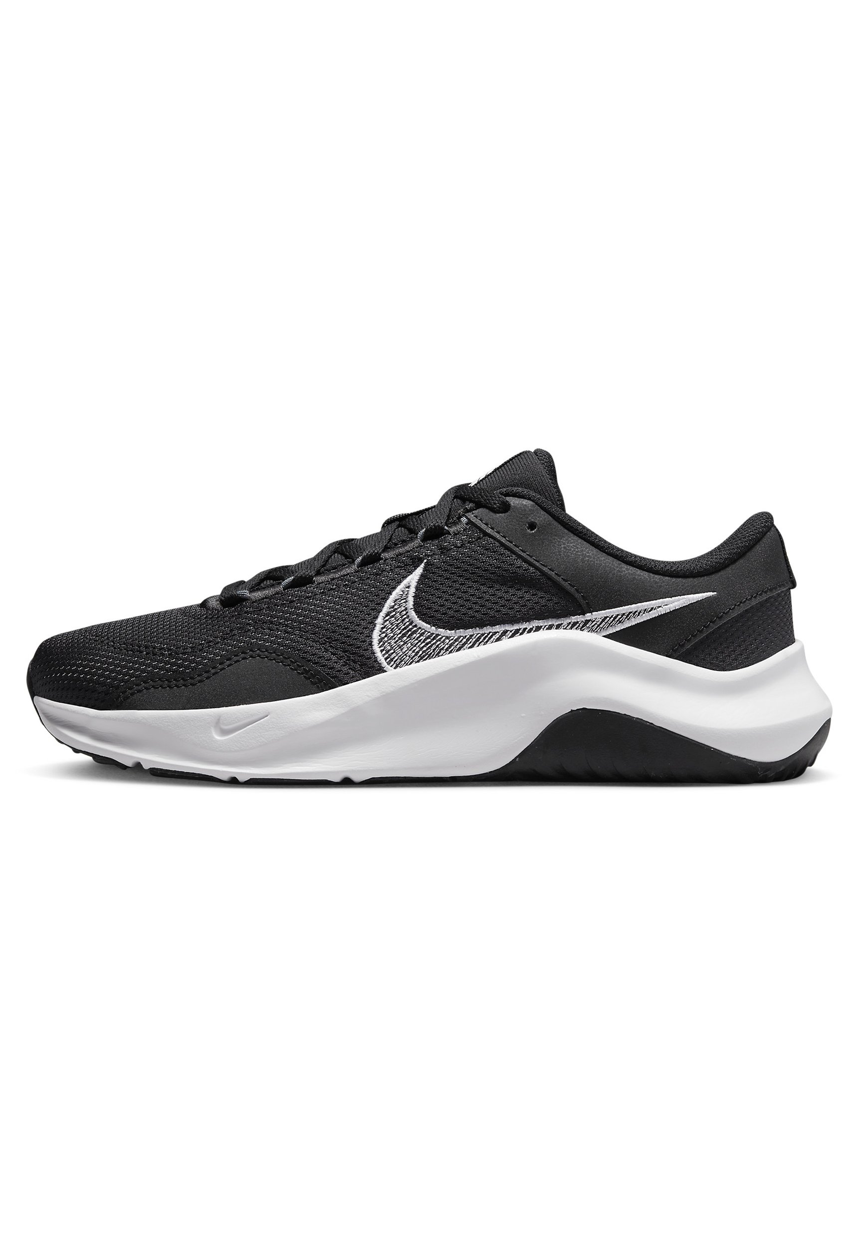Фото № 1 с приближением к товару «‎Nike W Legend Essential 3 NN»
