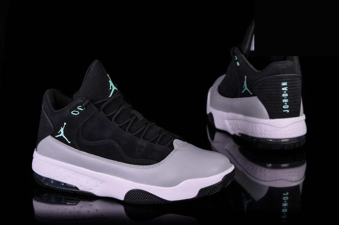 Фото № 2 с приближением к товару «‎Nike Air Jordan Max Aura 2 Tropical Twist »