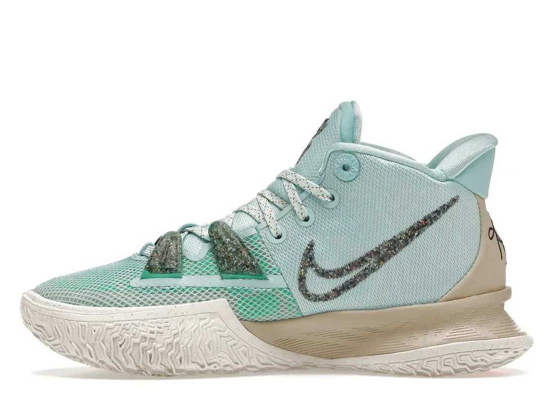 Фото № 3 с приближением к товару «‎Nike Kyrie 7 Copa»