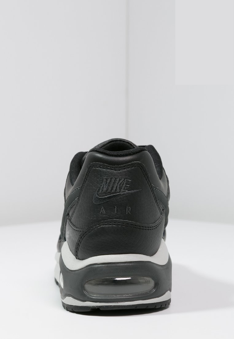 Фото № 4 с приближением к товару «‎Nike Air Max Command »
