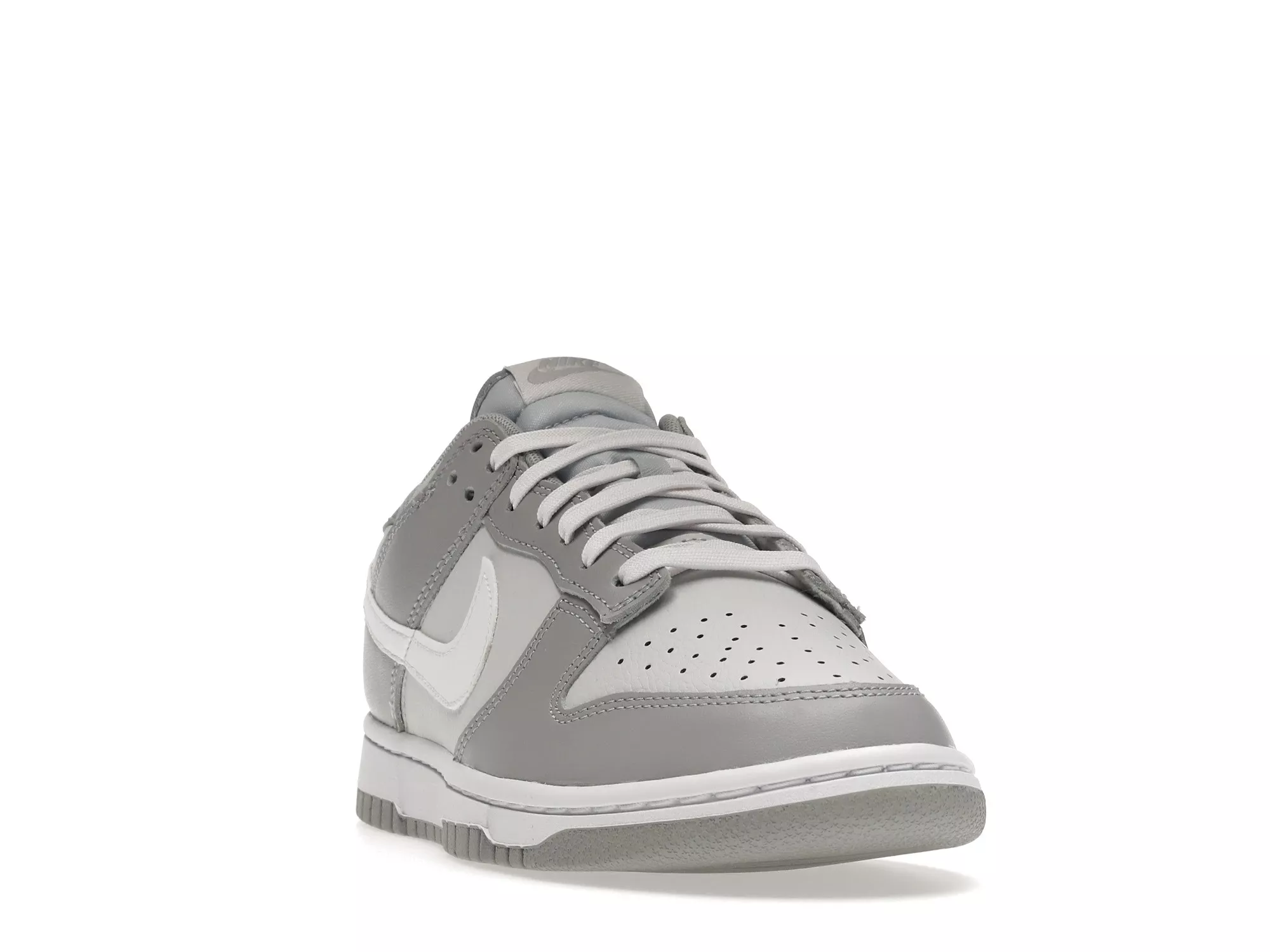 Фото № 2 с приближением к товару «‎Nike Dunk Low Two Tone Grey»