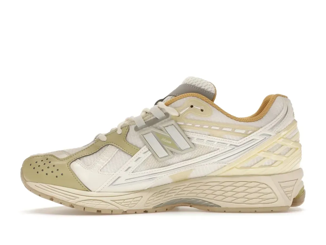Фото № 3 с приближением к товару «‎New Balance 1906R»