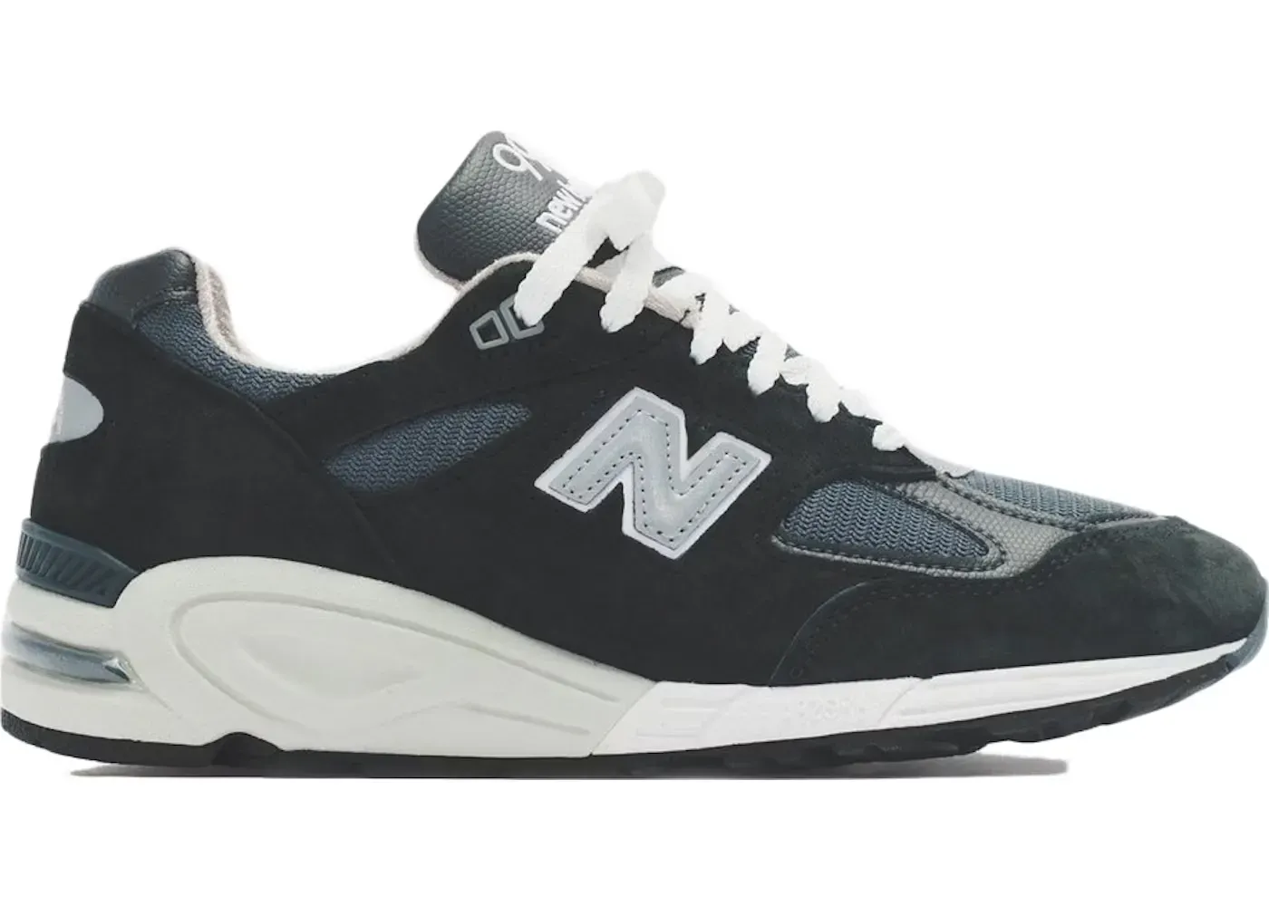 New Balance 990v2