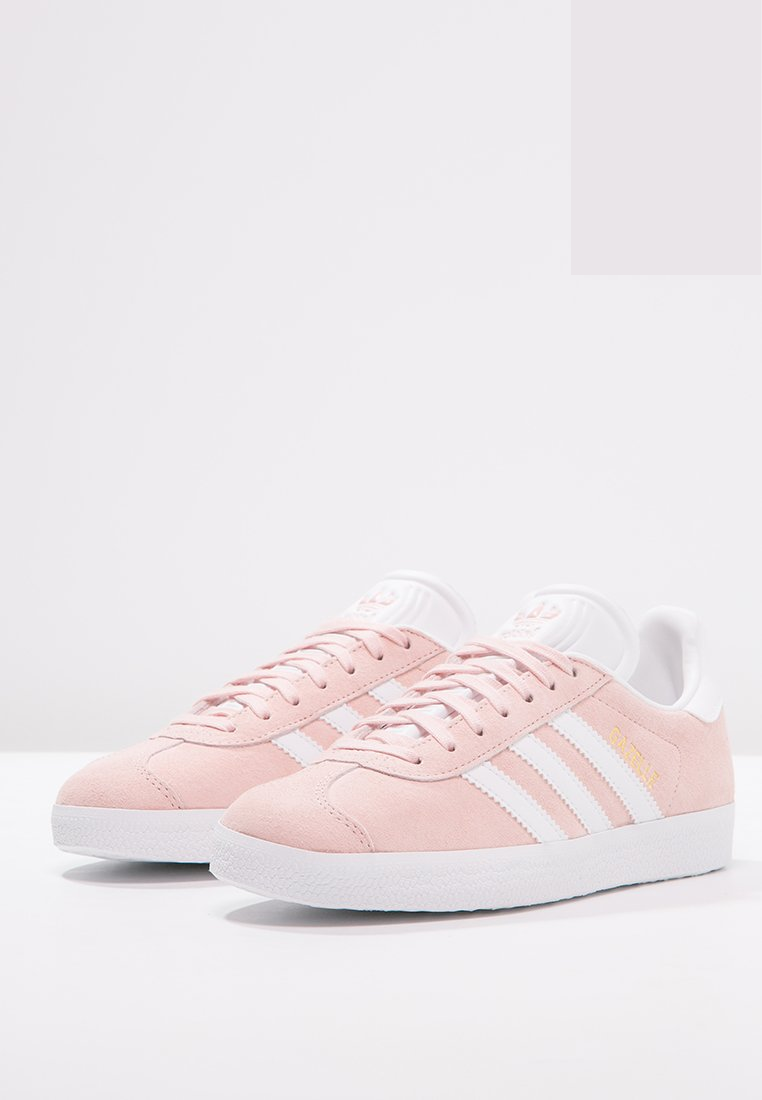 Фото № 3 с приближением к товару «‎Adidas Gazelle »