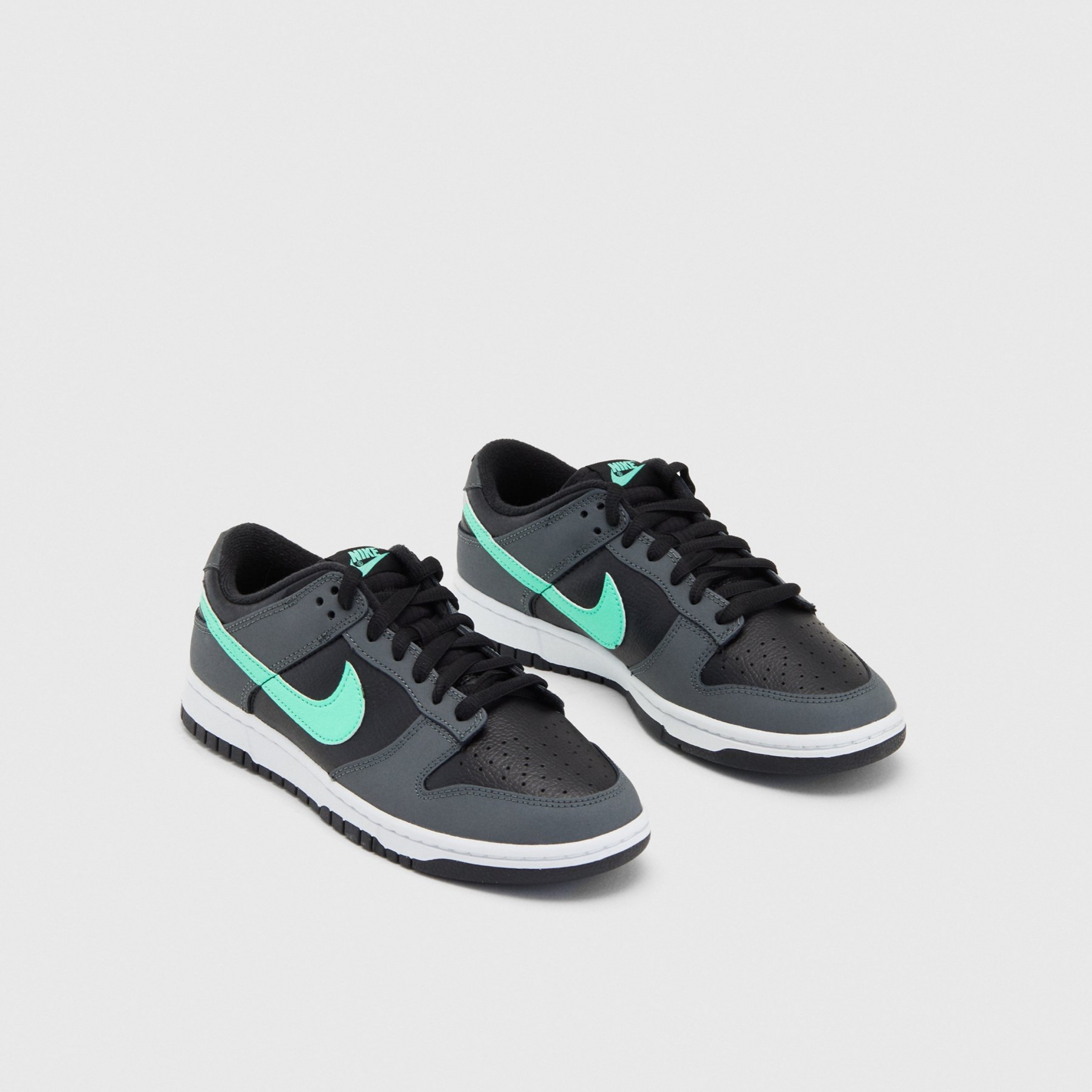 Фото № 1 с приближением к товару «‎Nike Dunk Retro GG »