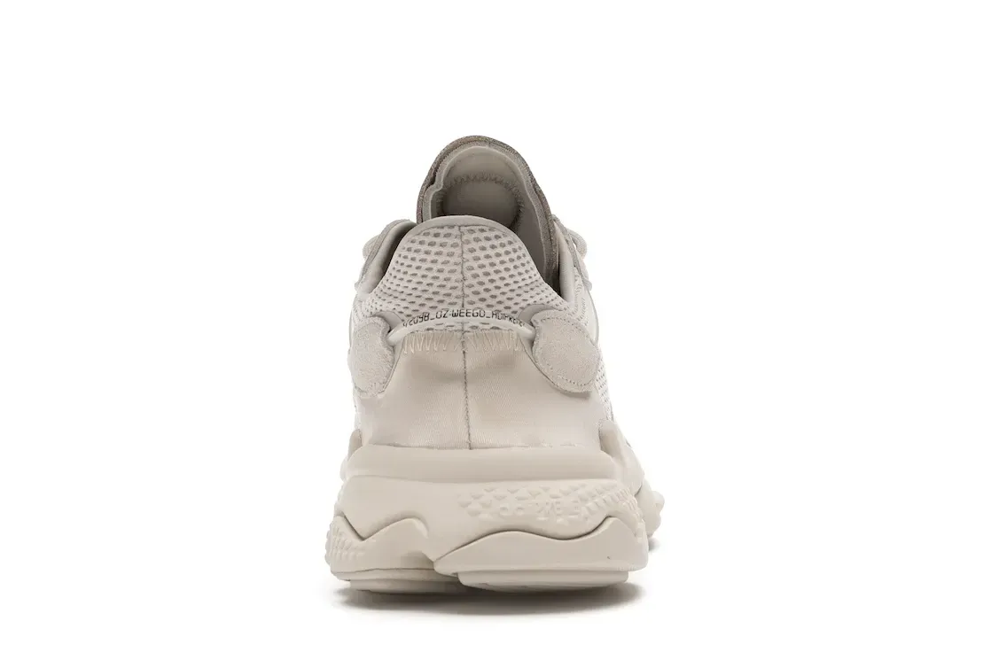 Фото № 4 с приближением к товару «‎adidas Ozweego Bliss»