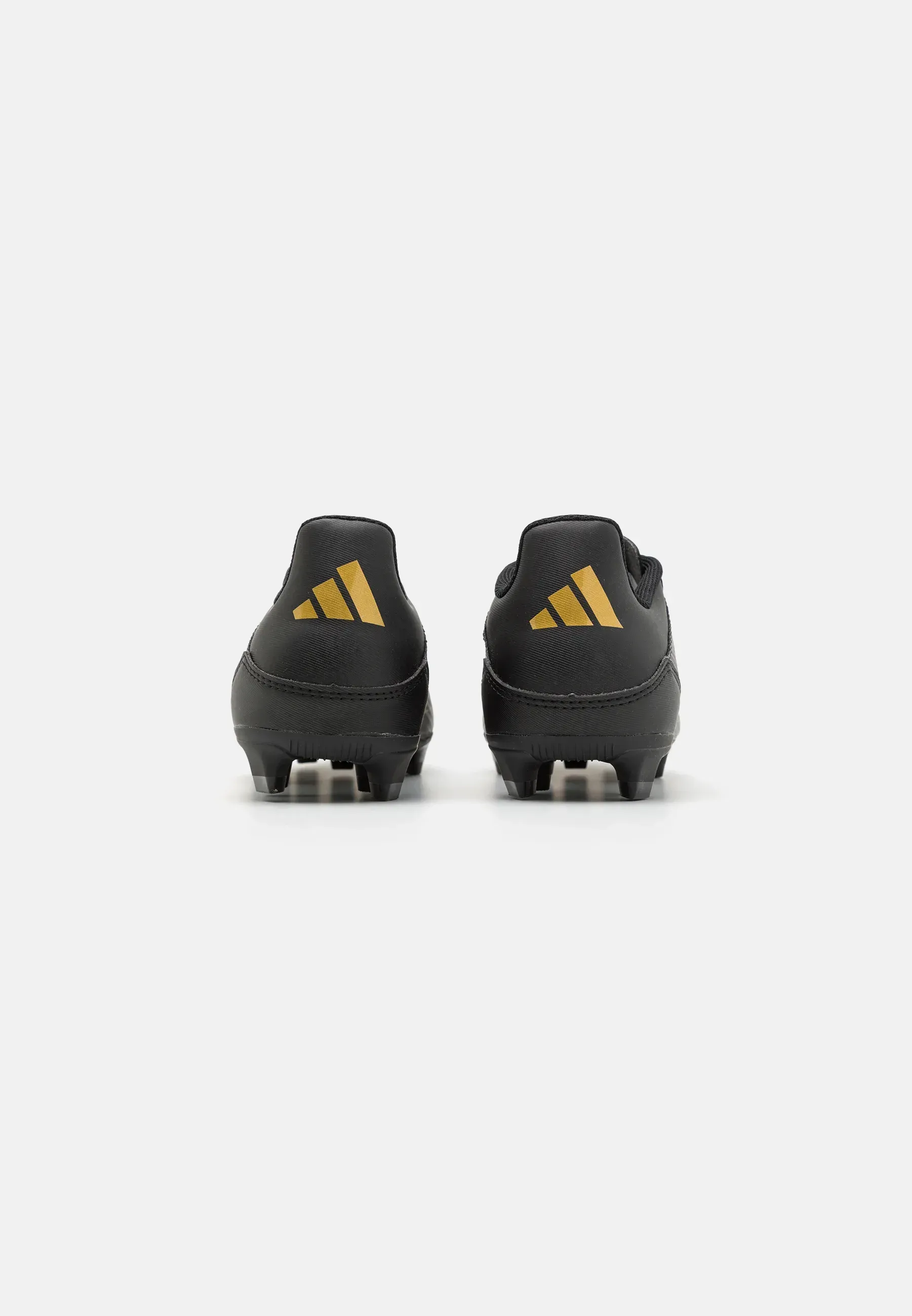 Фото № 3 с приближением к товару «‎F50 CLUB FLEXIBLE GROUND»