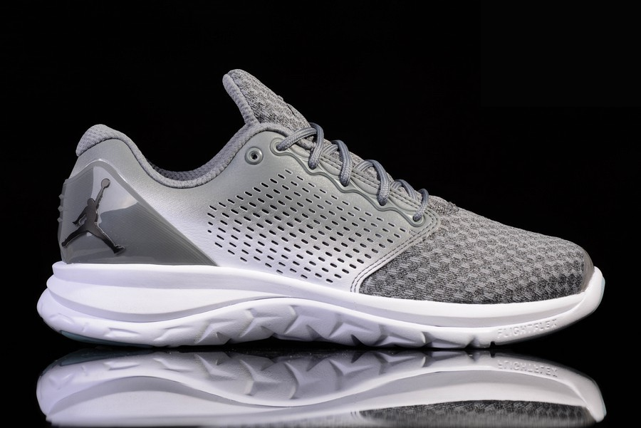 Фото № 2 с приближением к товару «‎Nike Air Jordan Trainer ST Winter Wolf »