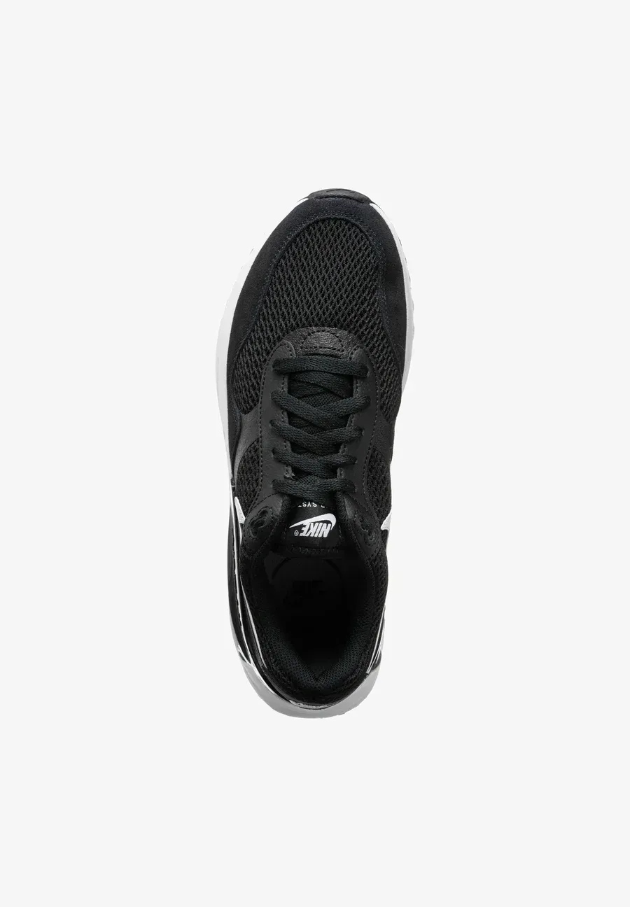 Фото № 3 с приближением к товару «‎AIR MAX SYSTM»