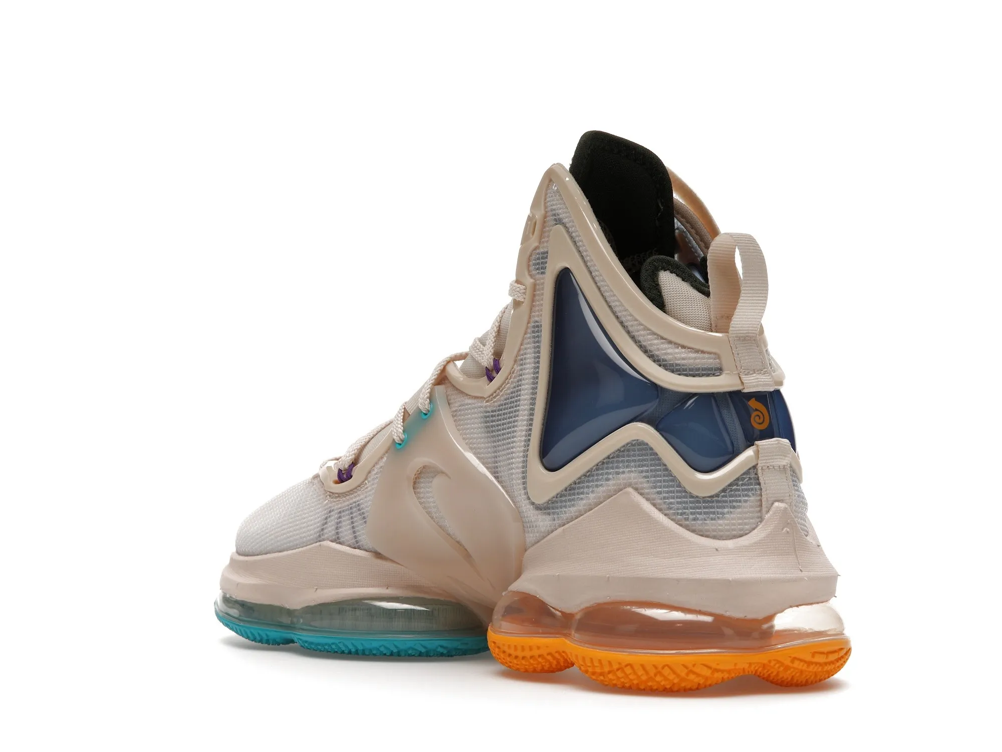 Фото № 6 с приближением к товару «‎Nike LeBron 19 Minneapolis Lakers»