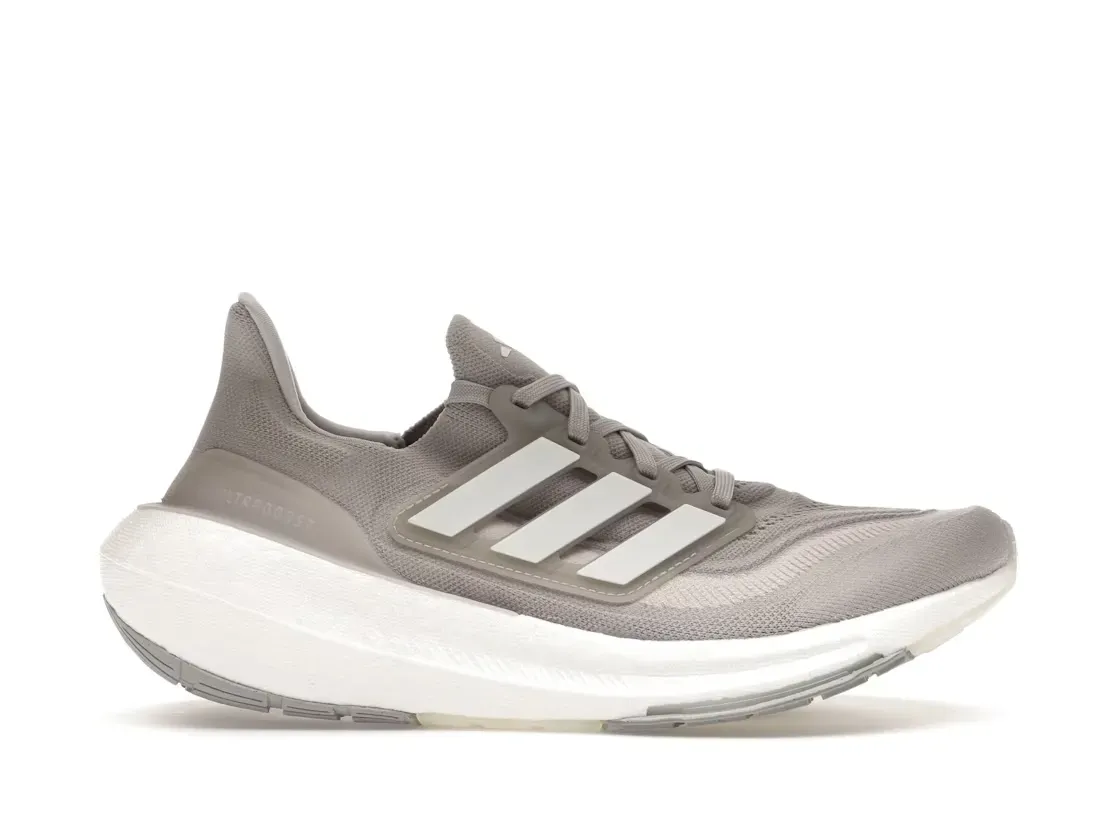 Фото № 1 с приближением к товару «‎adidas Ultra Boost Light»