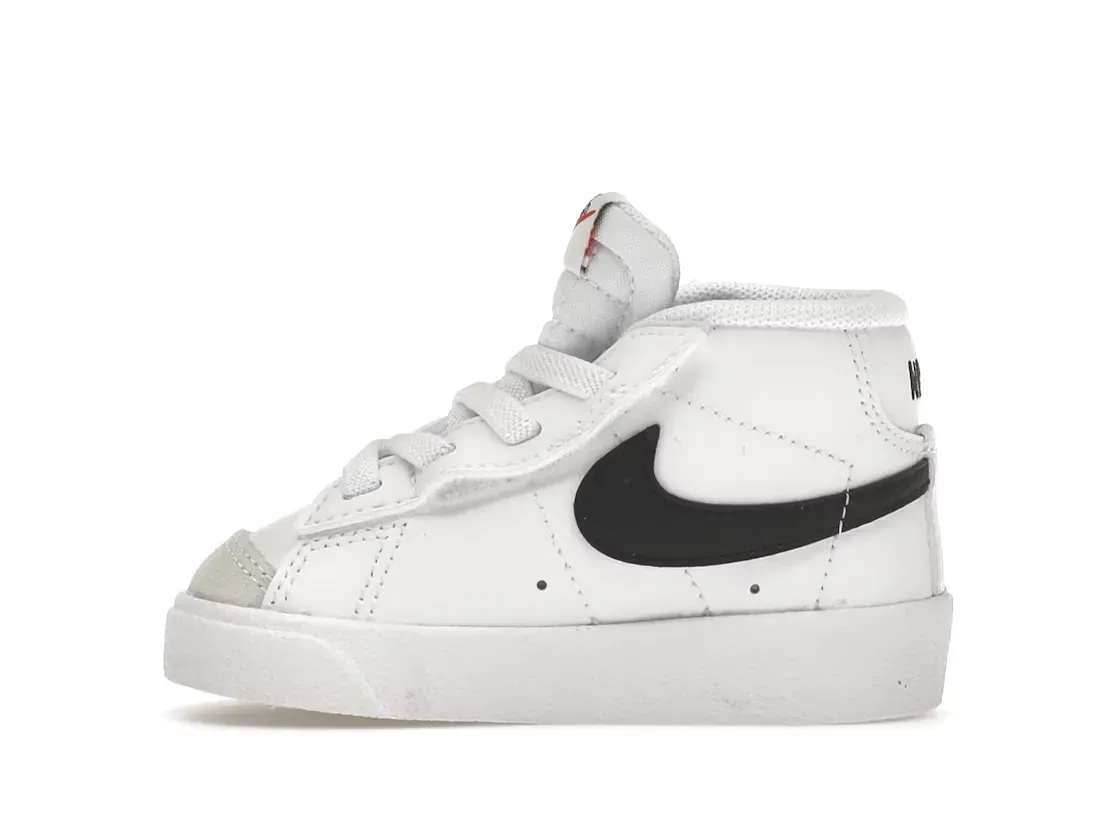 Фото № 3 с приближением к товару «‎Nike Blazer Mid 77»
