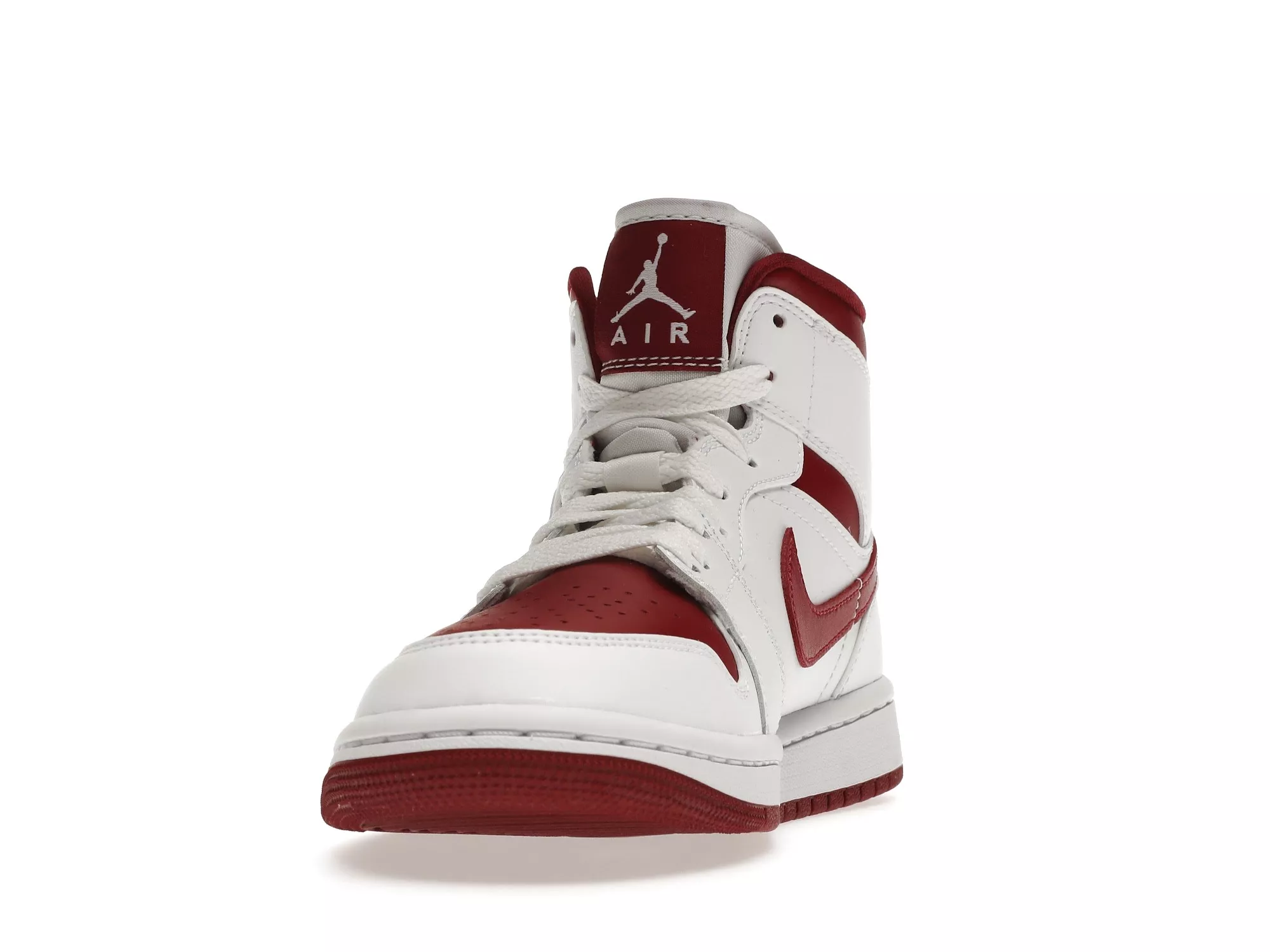 Фото № 5 с приближением к товару «‎Jordan 1 Mid Reverse Chicago »