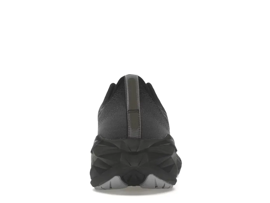 Фото № 4 с приближением к товару «‎ASICS Novablast 4»