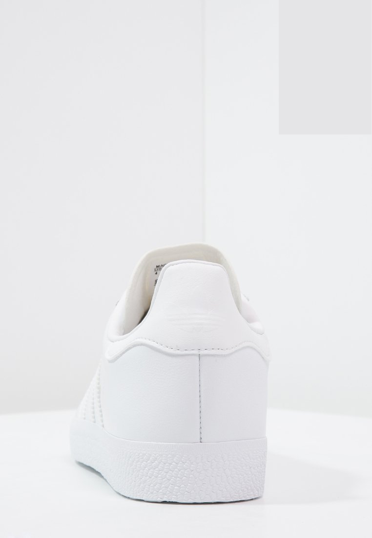 Фото № 4 с приближением к товару «‎Adidas Gazelle »