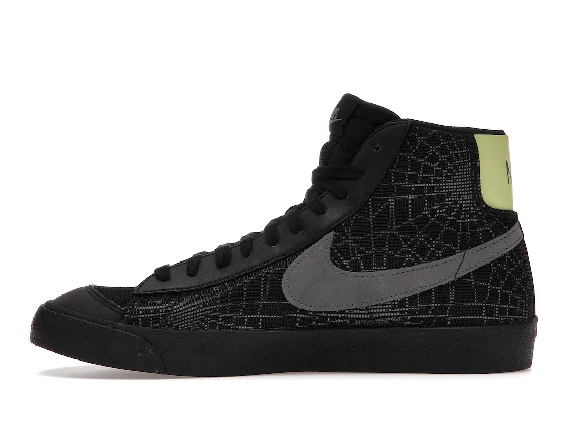 Фото № 3 с приближением к товару «‎Nike Blazer Mid 77 Spider Web Halloween (2020)»