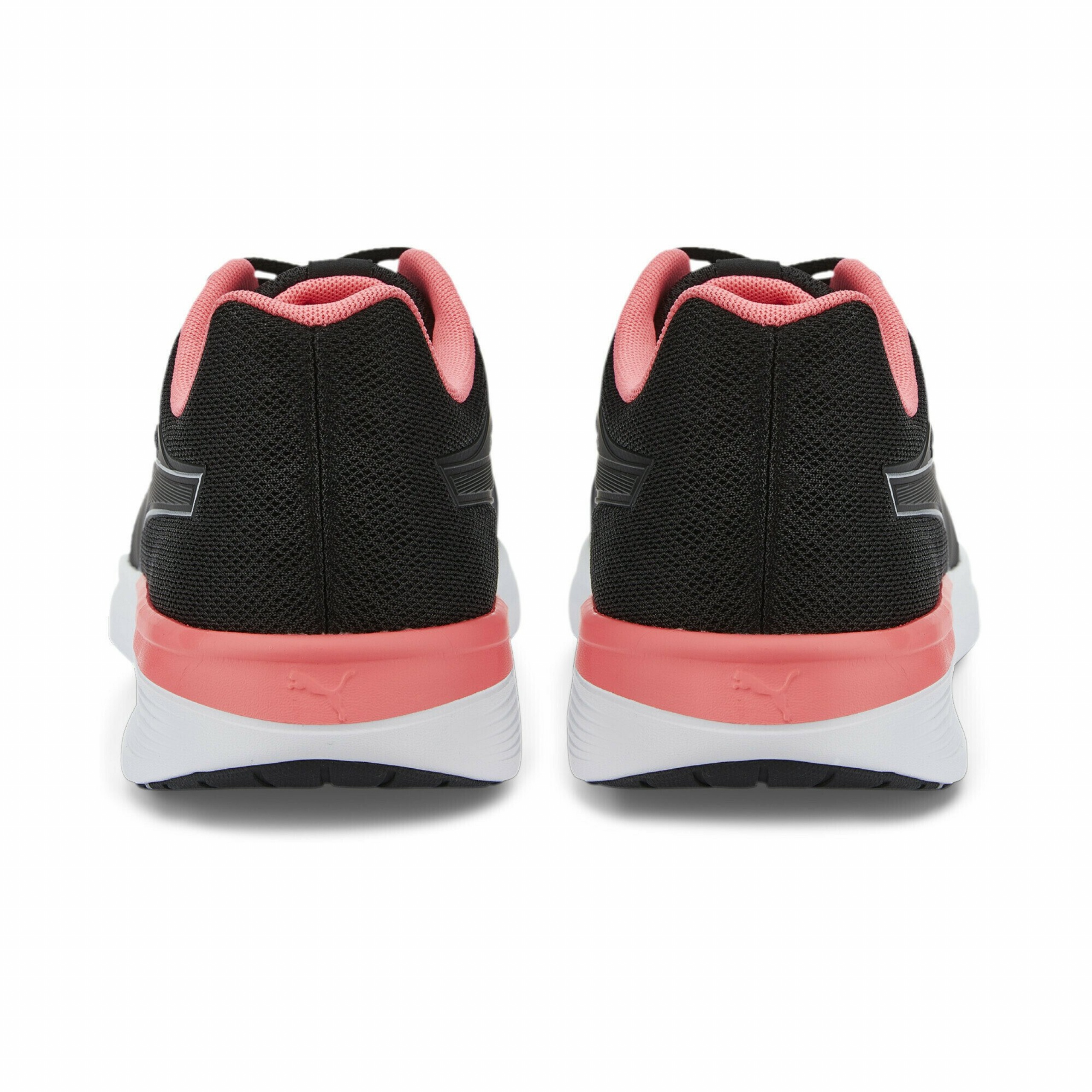 Фото № 4 с приближением к товару «‎Puma »