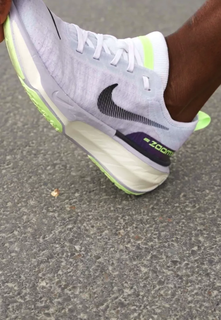 Фото № 2 с приближением к товару «‎ZOOMX INVINCIBLE RUN FK 3»