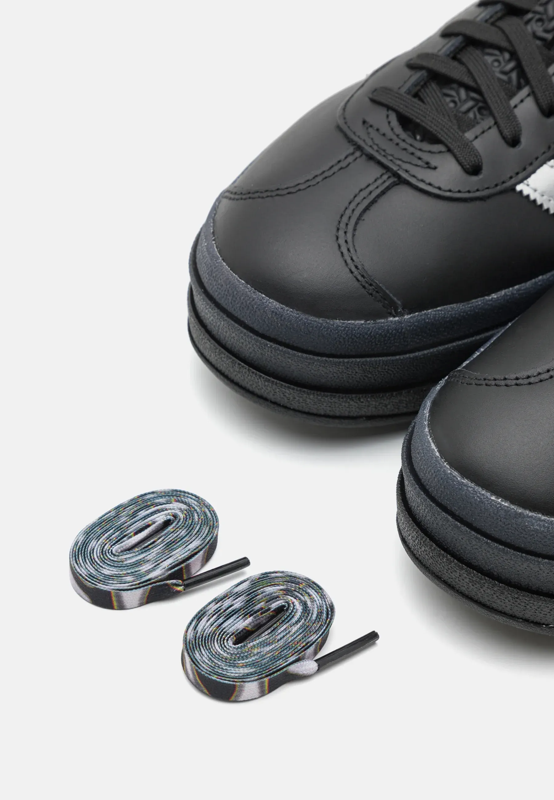 Фото № 4 с приближением к товару «‎PRIDE GAZELLE BOLD»