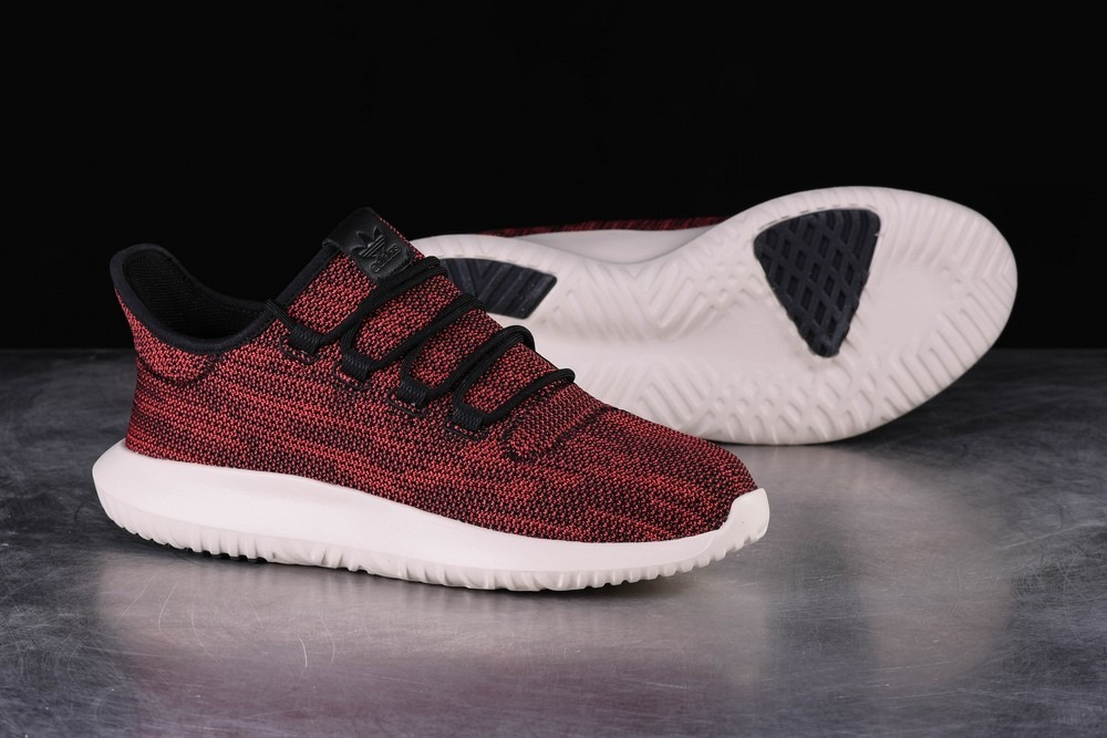 Фото № 3 с приближением к товару «‎Adidas Tubular Shadow »