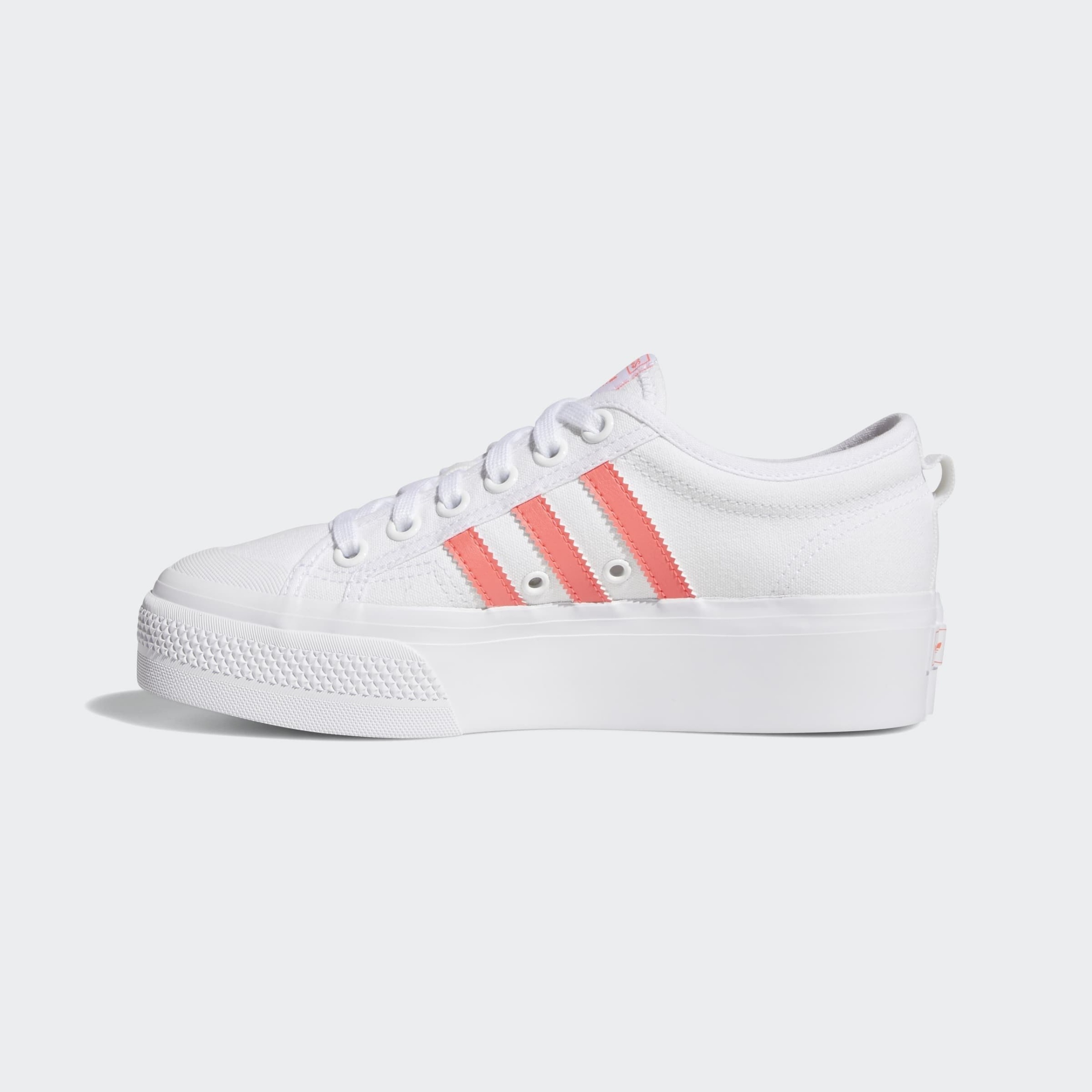 Фото № 4 с приближением к товару «‎Adidas Nizza »