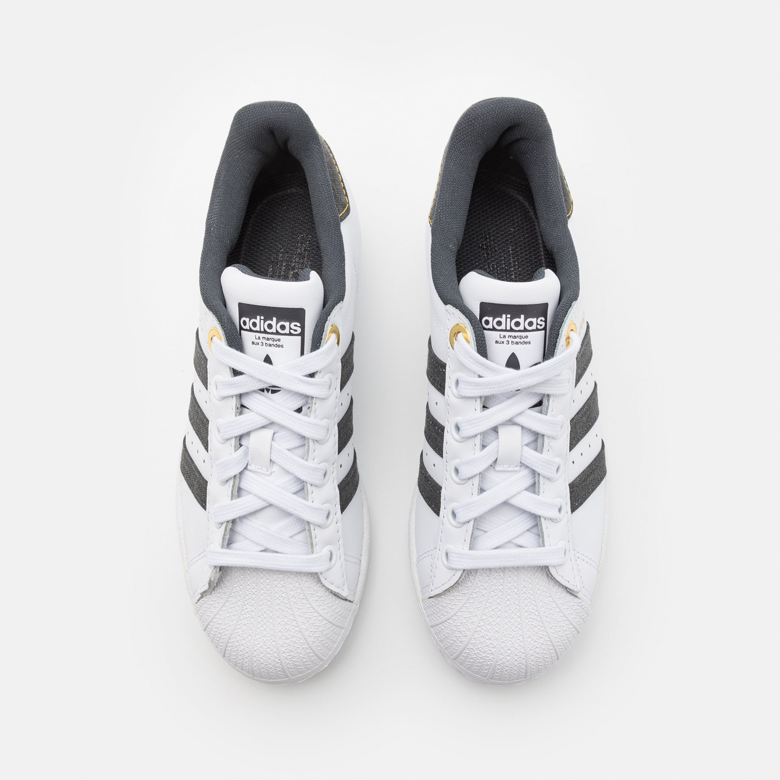 Фото № 4 с приближением к товару «‎Adidas Superstar »