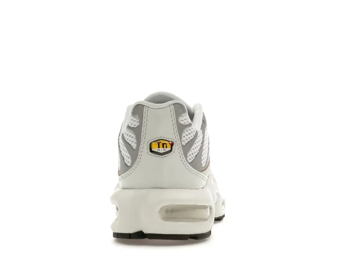 Фото № 4 с приближением к товару «‎Nike Air Max Plus»