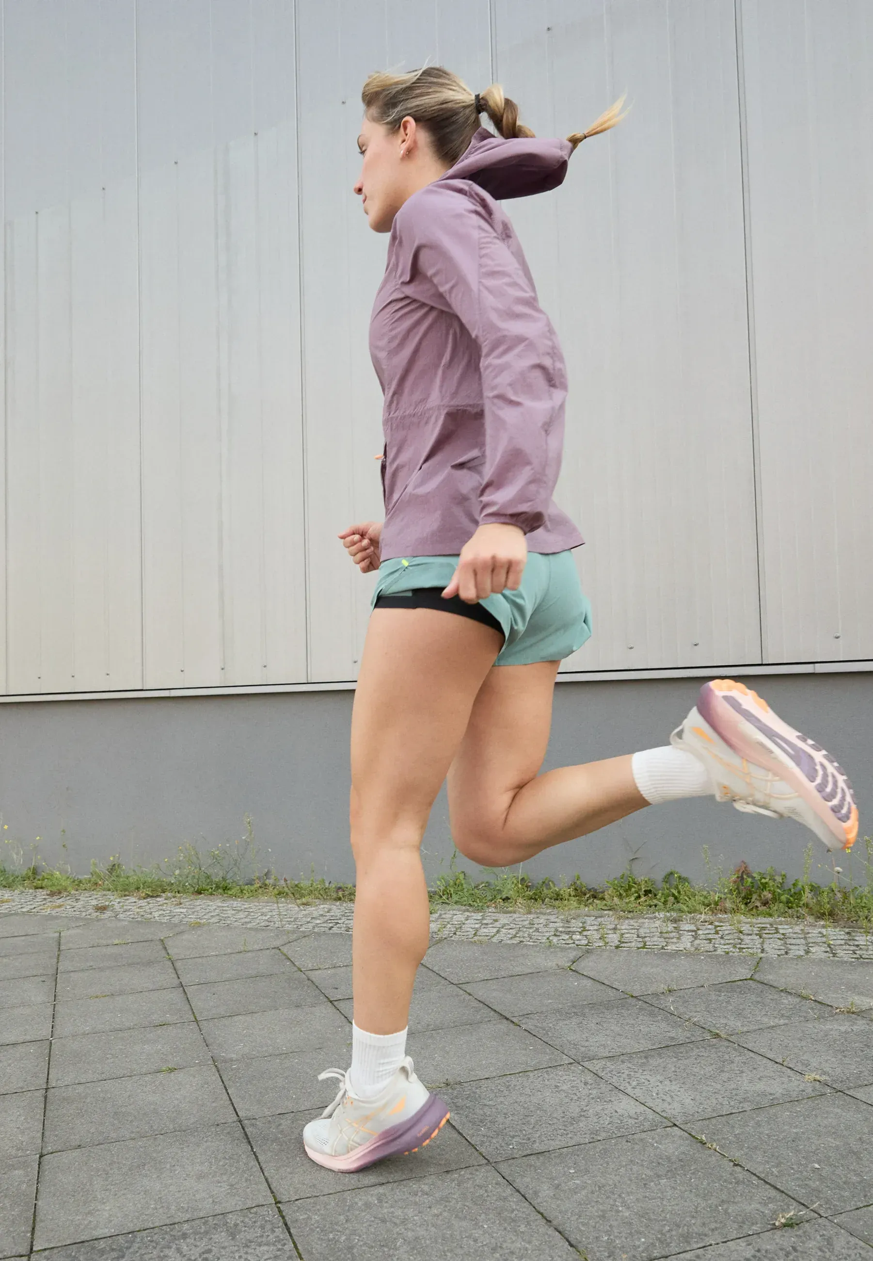 Фото № 1 с приближением к товару «‎GEL-KAYANO 31»