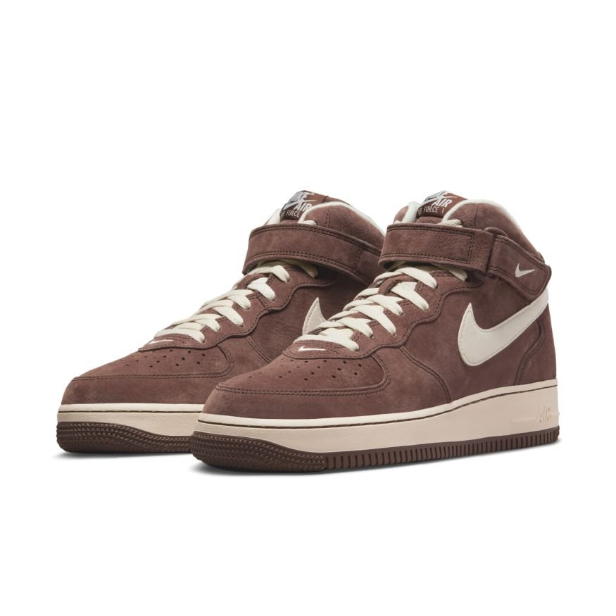 Фото № 3 с приближением к товару «‎ Nike Air Force 1 Mid Skate shoes»