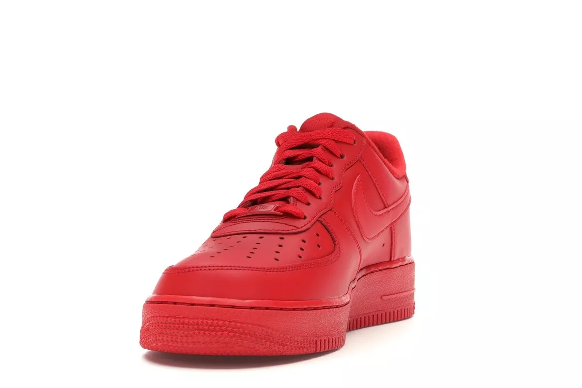 Фото № 3 с приближением к товару «‎Nike Air Force 1 Low Triple Red»