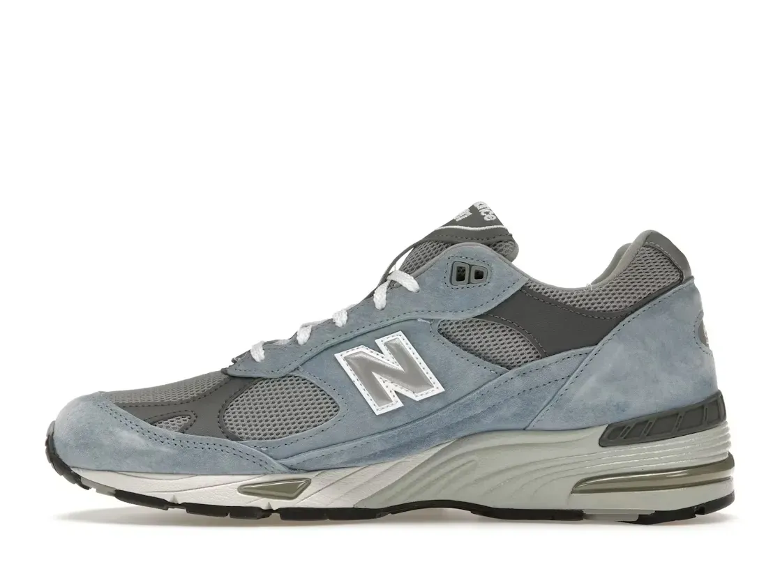Фото № 3 с приближением к товару «‎New Balance 991»