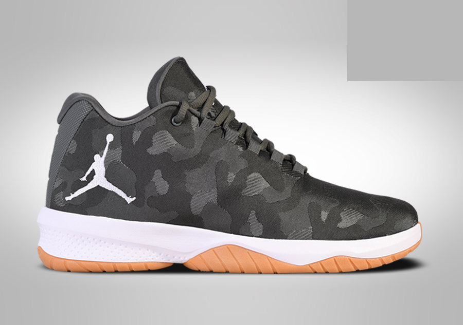 Фото № 1 с приближением к товару «‎Nike Air Jordan B. Fly Camo »