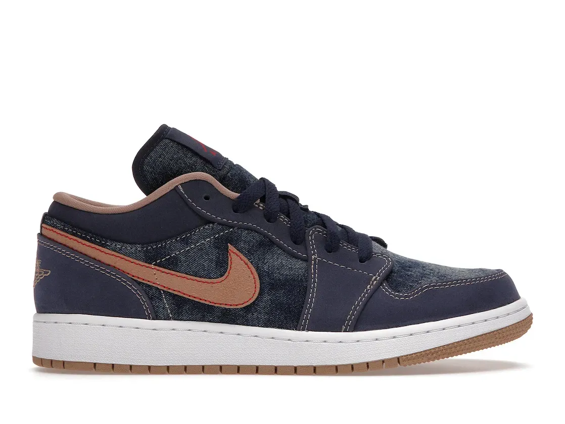Фото № 1 с приближением к товару «‎Jordan 1 Low SE Denim »