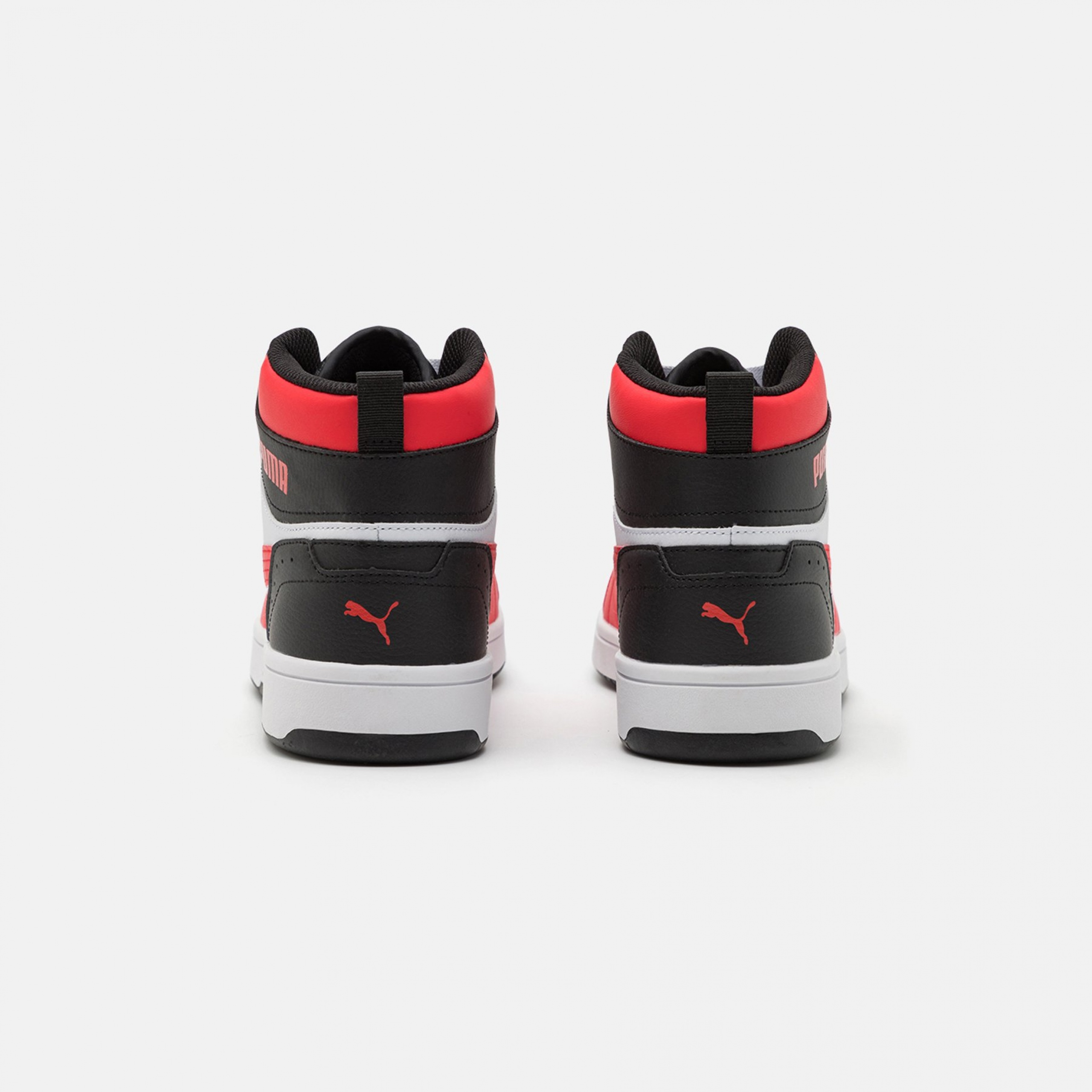 Фото № 3 с приближением к товару «‎Puma Rebound »