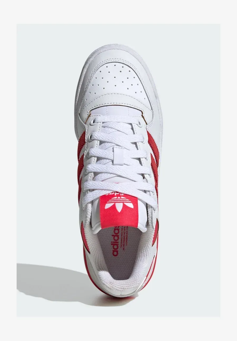 Фото № 3 с приближением к товару «‎FORUM BOLD STRIPES»