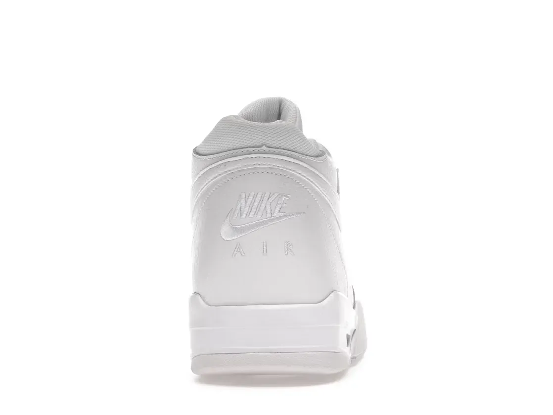 Фото № 4 с приближением к товару «‎Nike Flight Legacy»