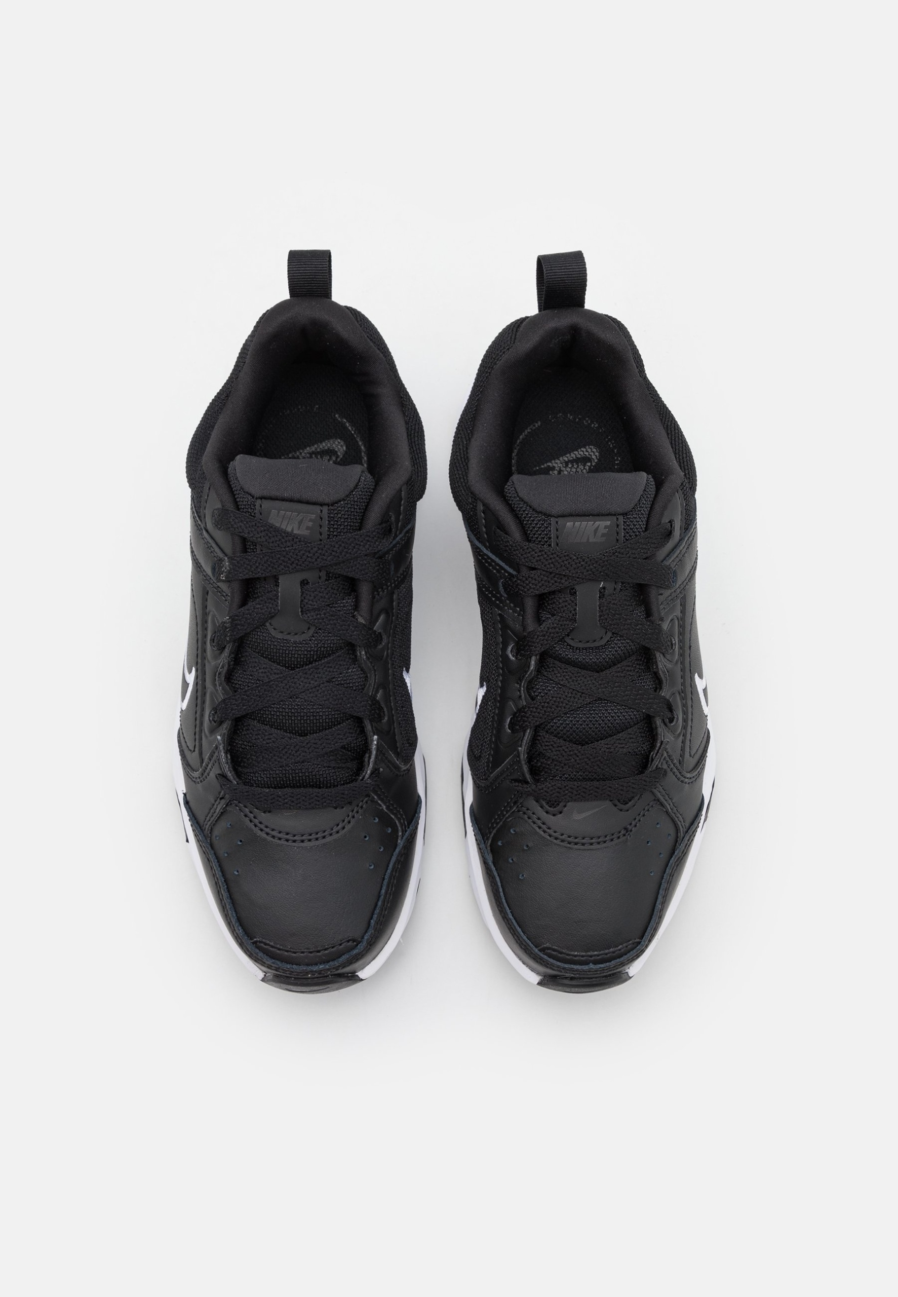 Фото № 5 с приближением к товару «‎Nike Defyallday»