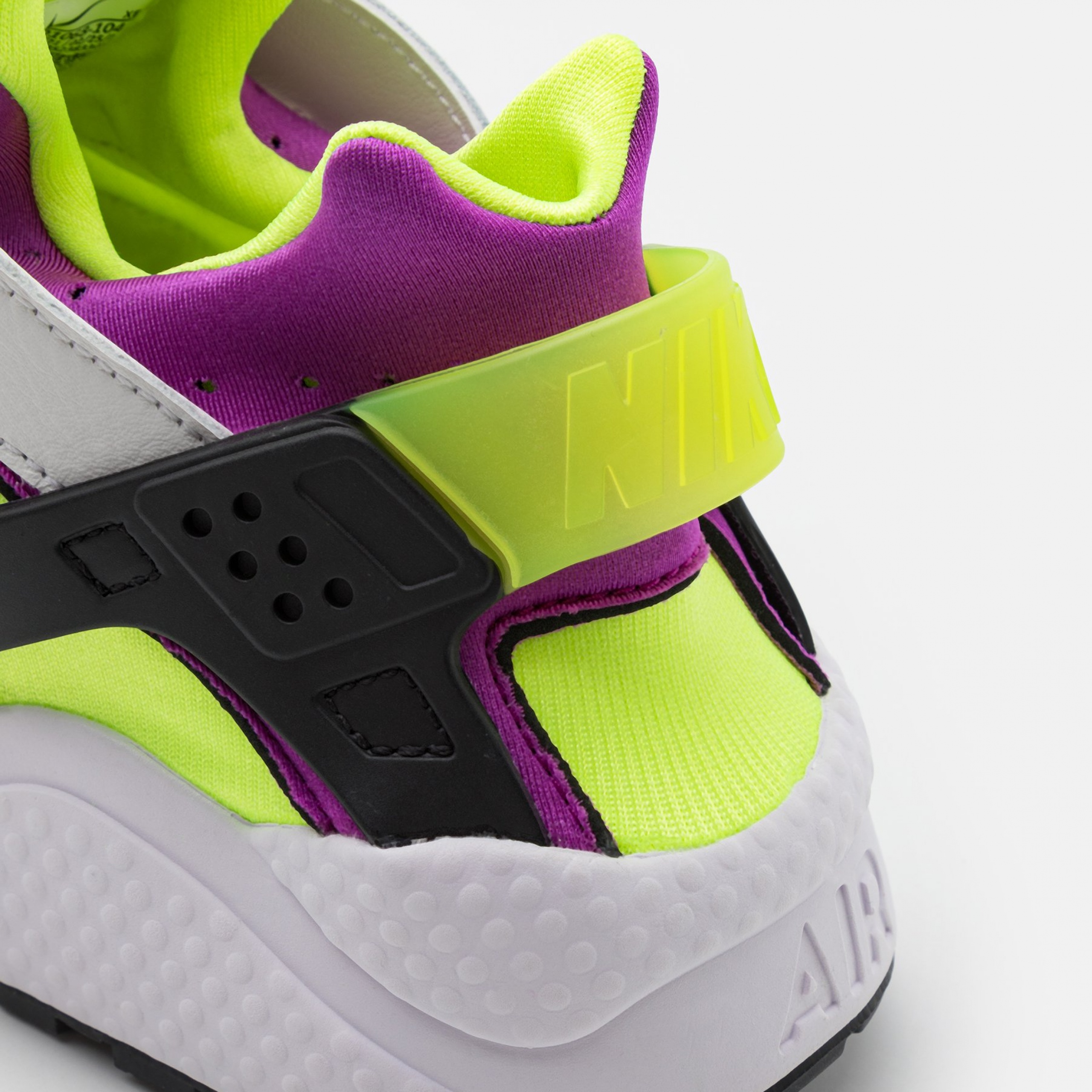 Фото № 5 с приближением к товару «‎Nike Air Huarache »