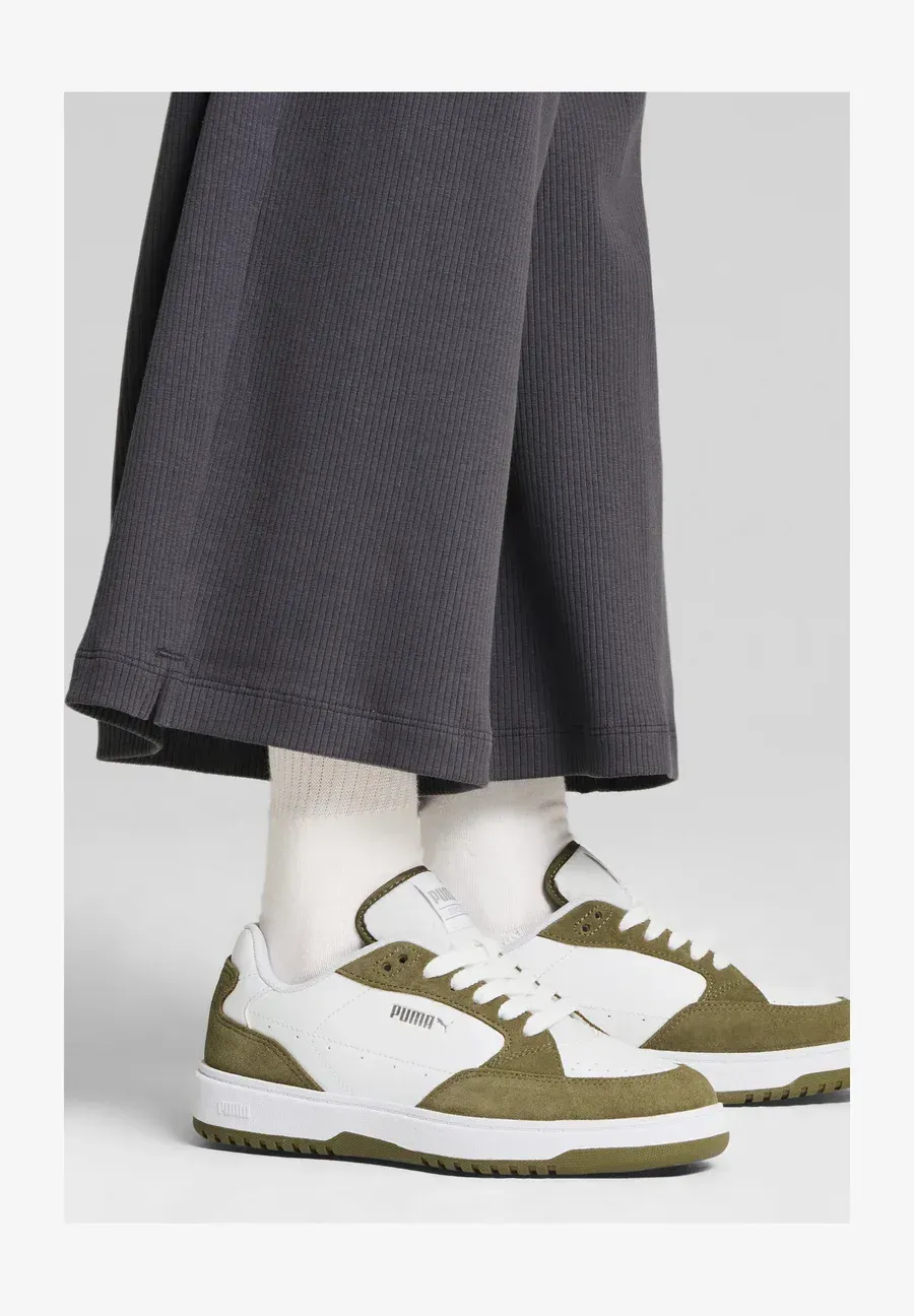 Фото № 1 с приближением к товару «‎DOUBLECOURT SOFT»