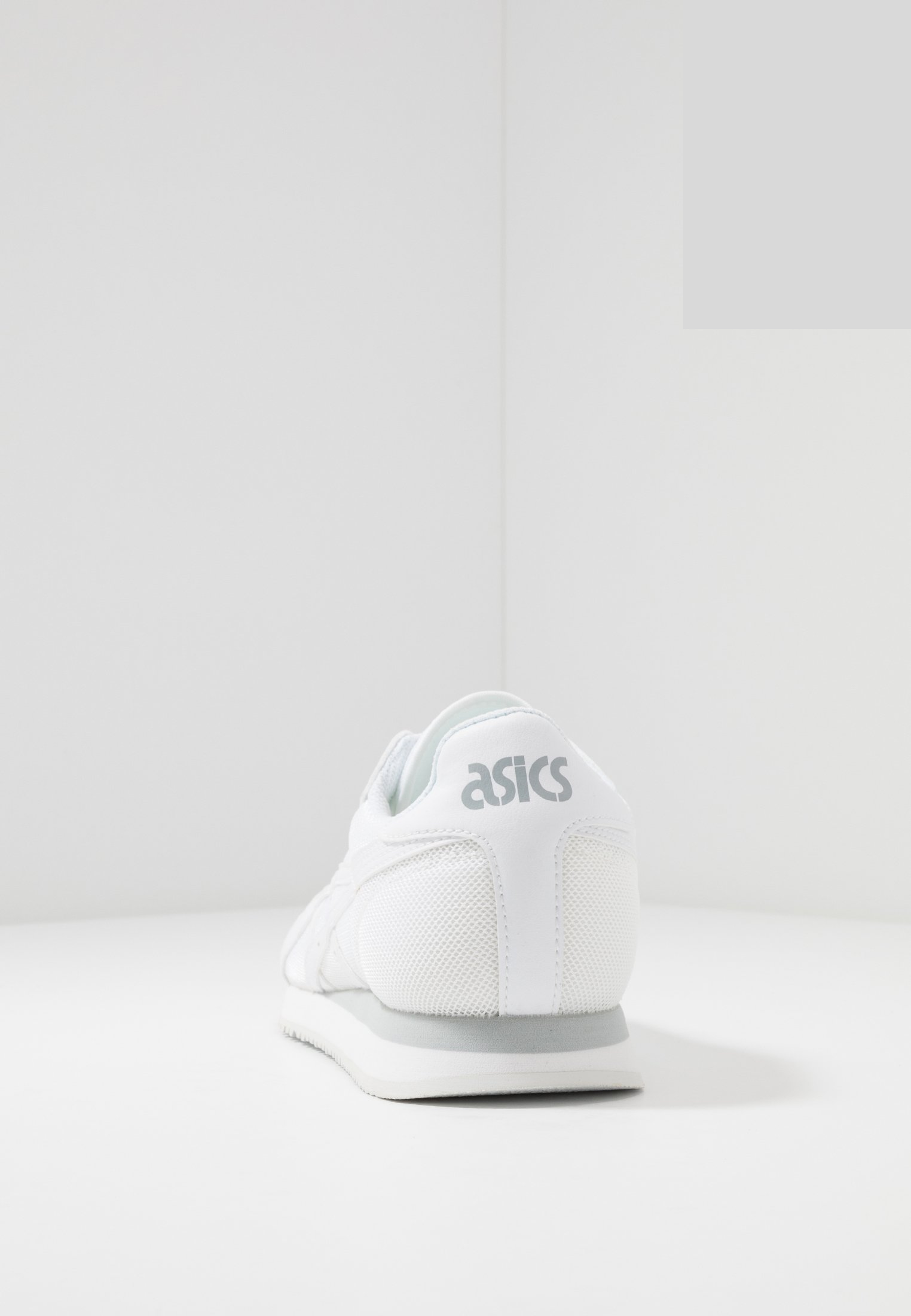 Фото № 3 с приближением к товару «‎Asics Tiger »