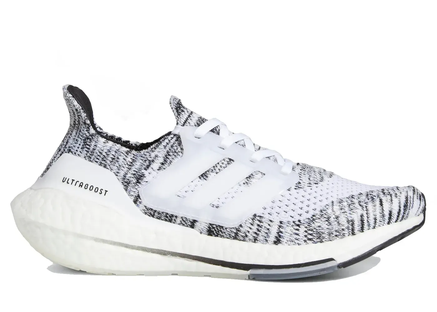 Фото № 1 с приближением к товару «‎adidas Ultra Boost 21 Oreo »