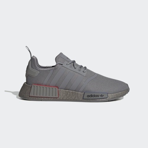 Фото № 2 с приближением к товару «‎Adidas Nmd_r1»